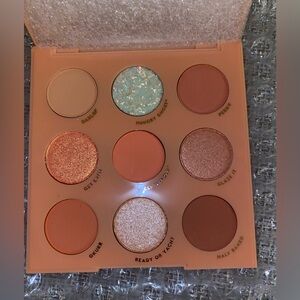 Colourpop baby got peach palette